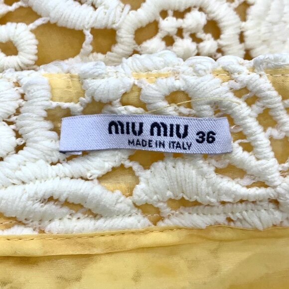 Miu Miu Yellow Floral Lace Mini Skirt Size 36 Made In Italy 100% Polyester Linin - Picture 6 of 9